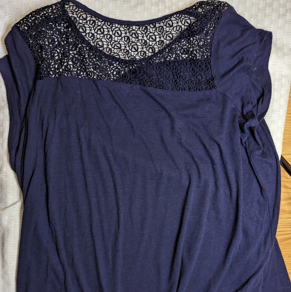 LAST CHANCE!  Old Navy 4x blue shirt!